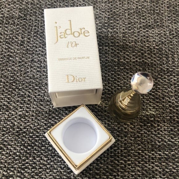 Christian Dior Gift J’adore L’Or Essence De Parfum 3.5ml- 0.12 FL.Oz Miniature - Picture 6 of 12